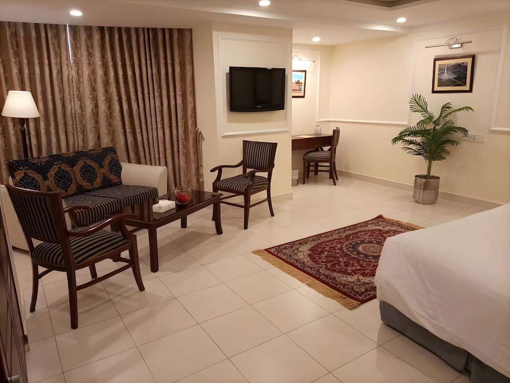 Standard Double or Twin Room, City View