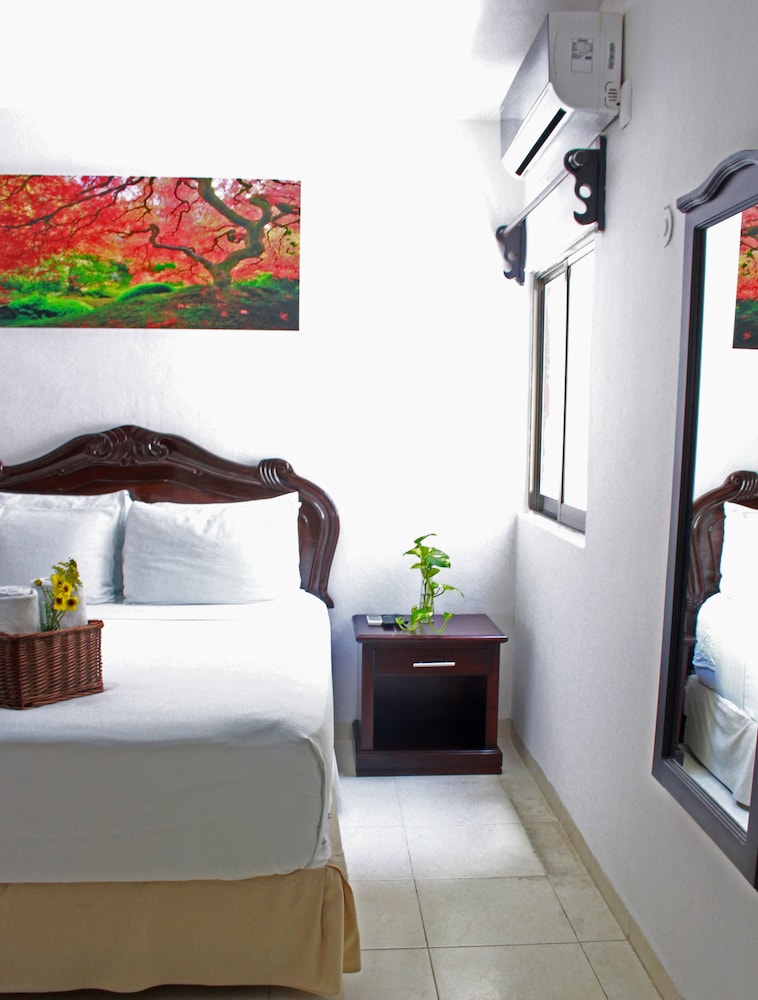 Junior Studio, 1 Queen Bed