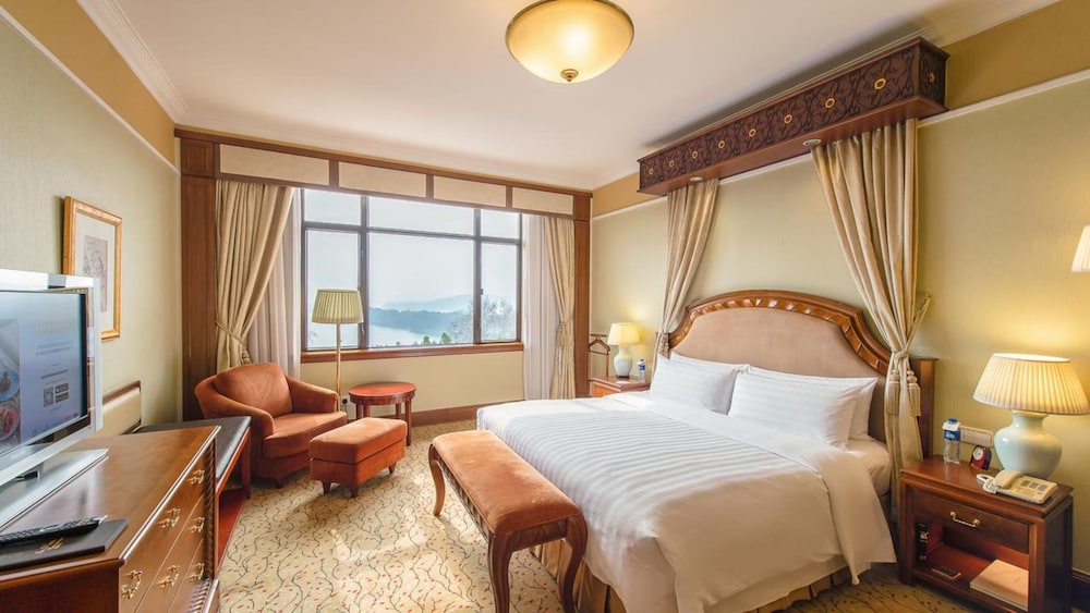 Suite, Lake View (West Wing) photo 2