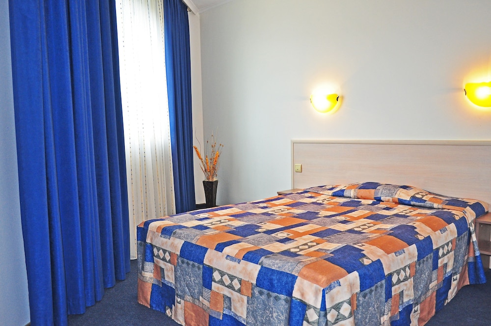 Economy Room photo 2