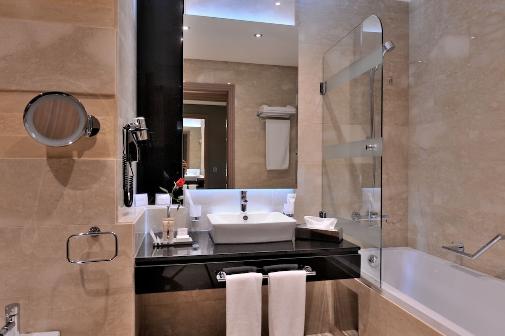 Executive Room, 1 King Bed