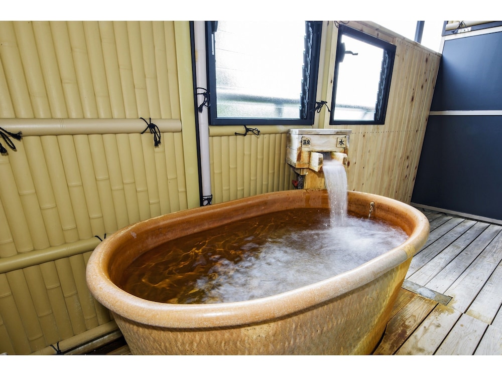 Japanese Style Room, Private Semi Open-Air Bath photo 2