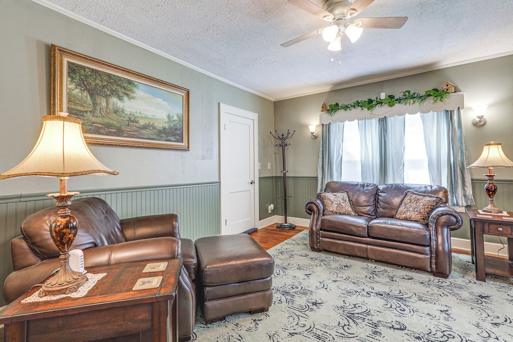 House (2 Bedrooms) photo 1