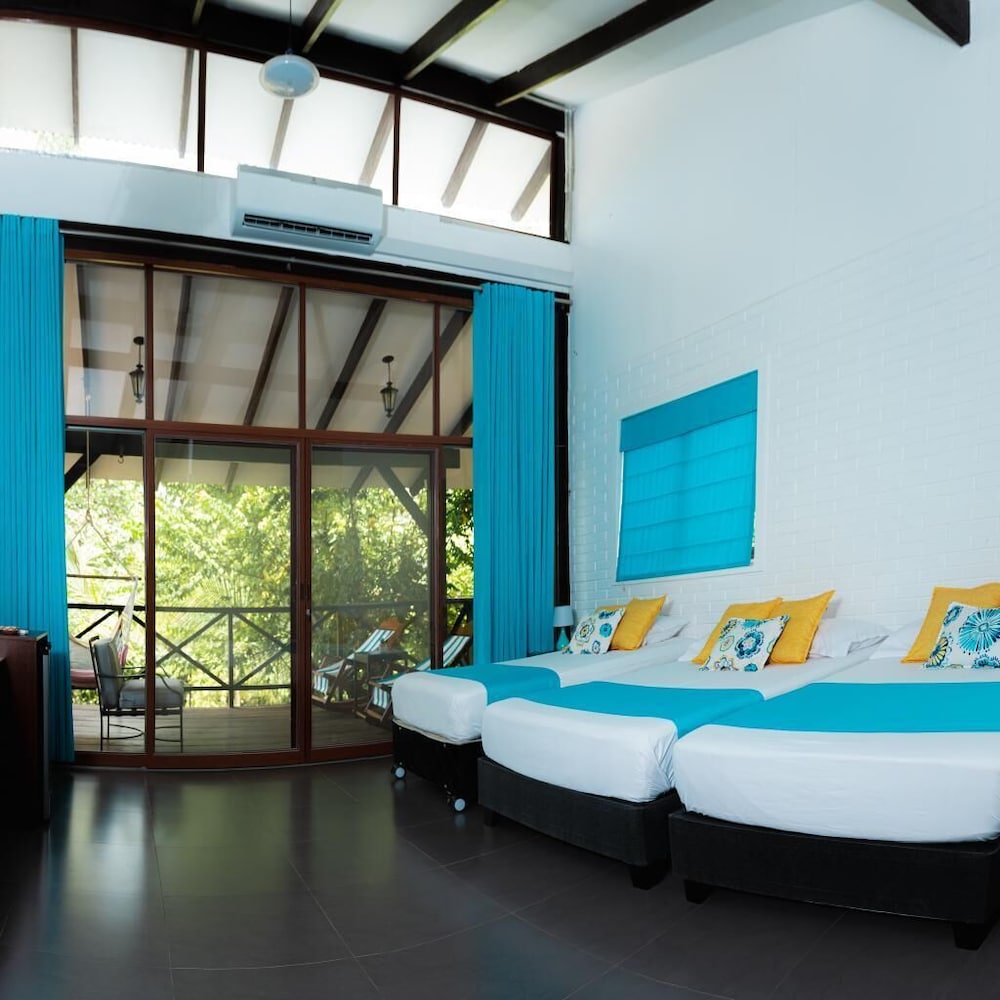 Family Bungalow, Garden View photo 1