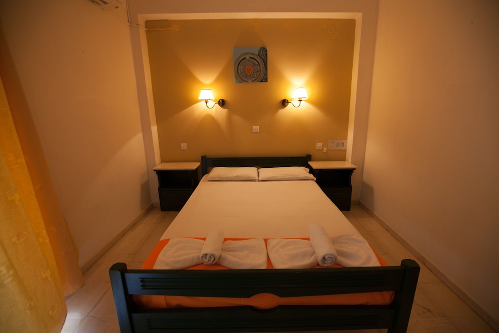 Triple Room, 1 Bedroom
