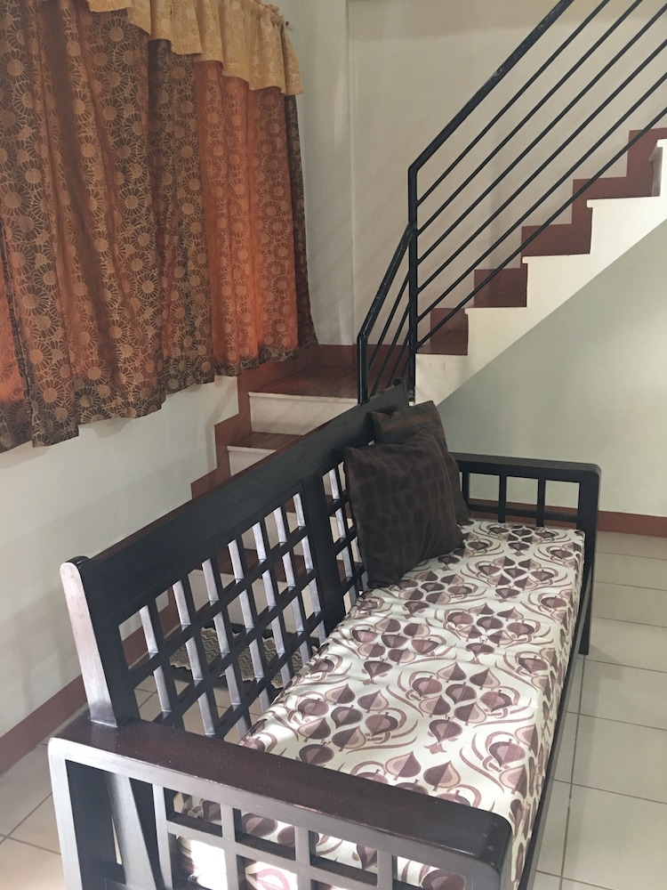 Apartment 7 photo 2