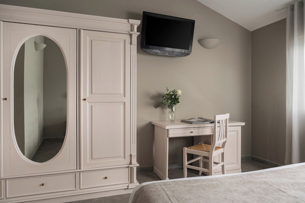 Double Room, Lake View photo 3