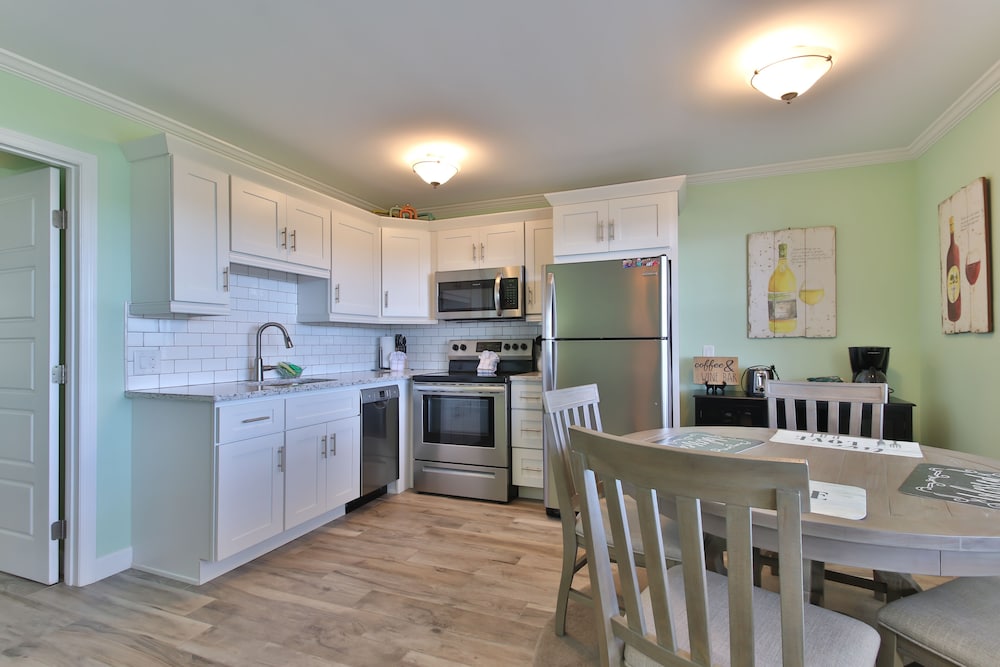 Tradewinds Bayfront 1 Bedroom photo 2