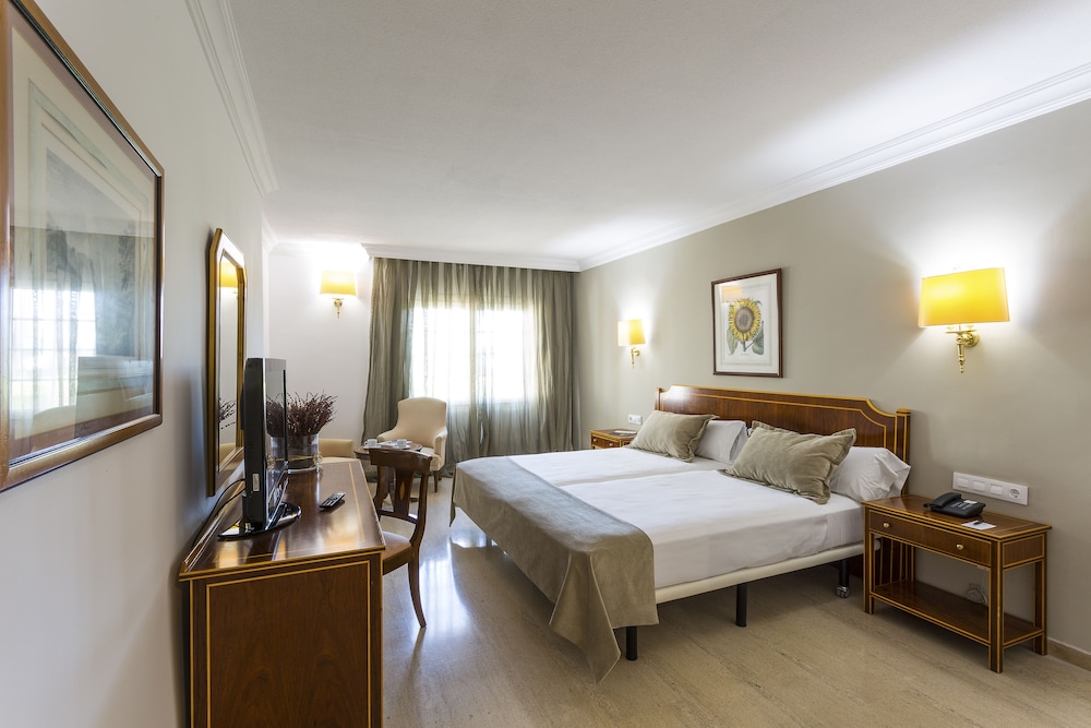 Double Room Single Use (Parking)