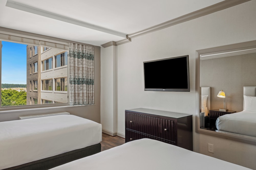 Suite, 1 Bedroom (Double) - Photo 7