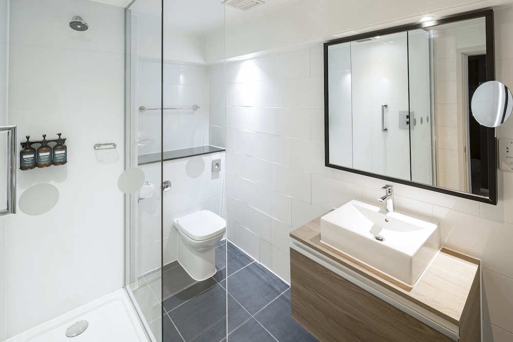 Suite, 1 Bedroom, Club Lounge Access (Lounge Access) - Photo 5
