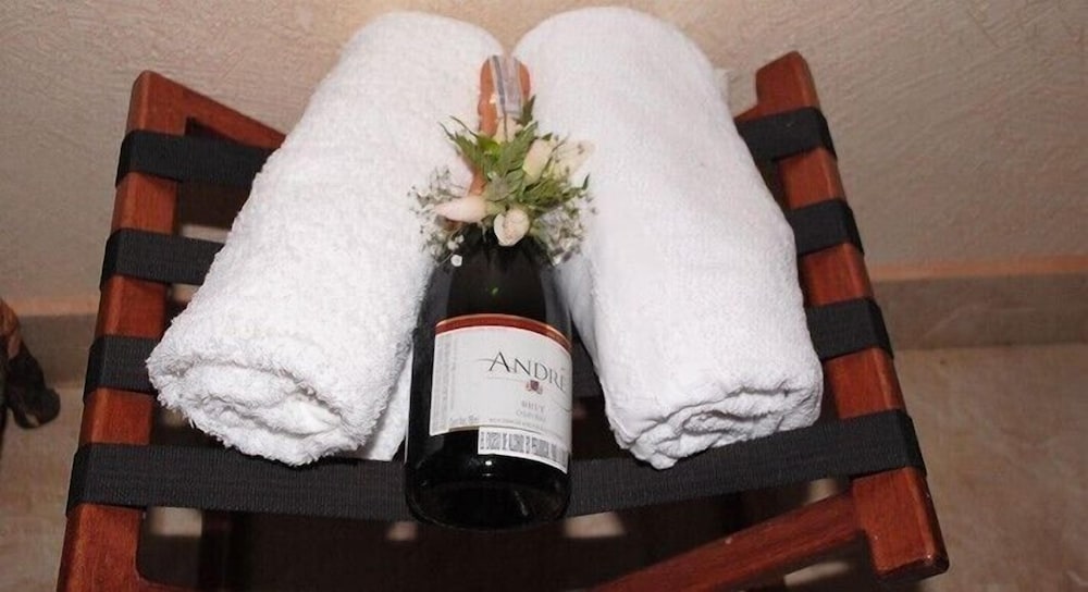 Honeymoon Double Room photo 3