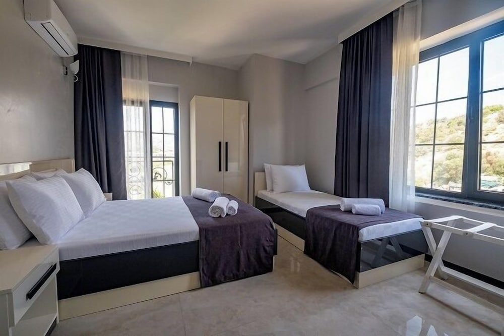 Superior Room, Multiple Beds