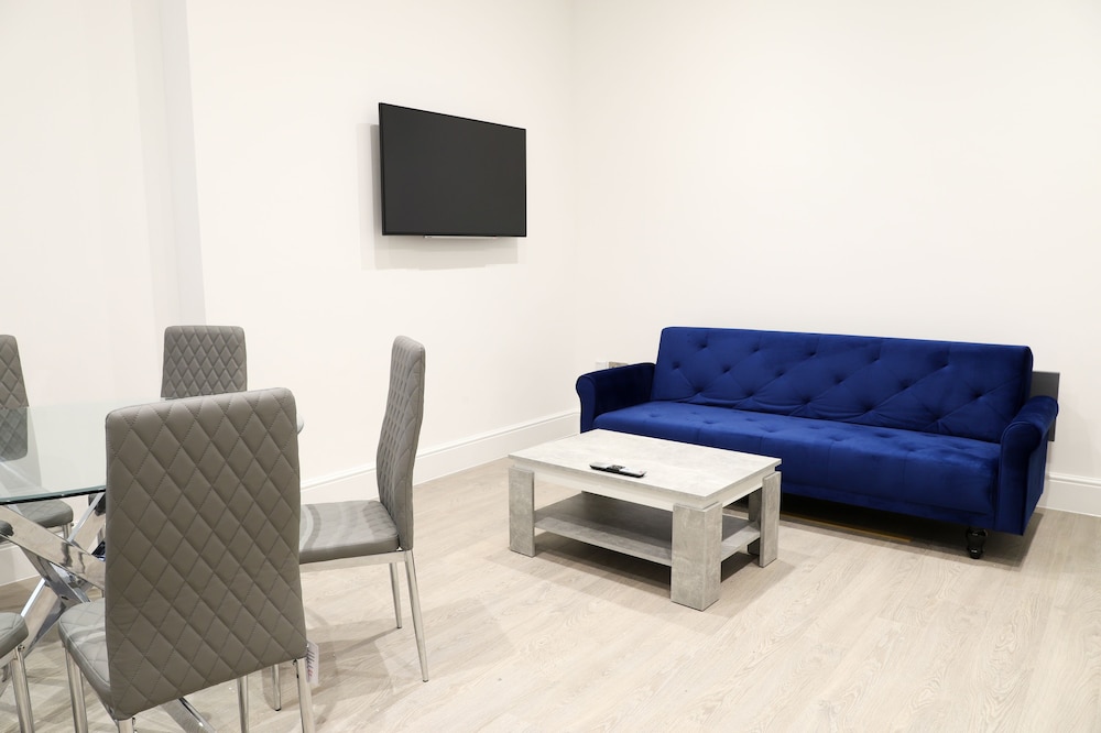 Apartment, 2 Bedrooms - Photo 7