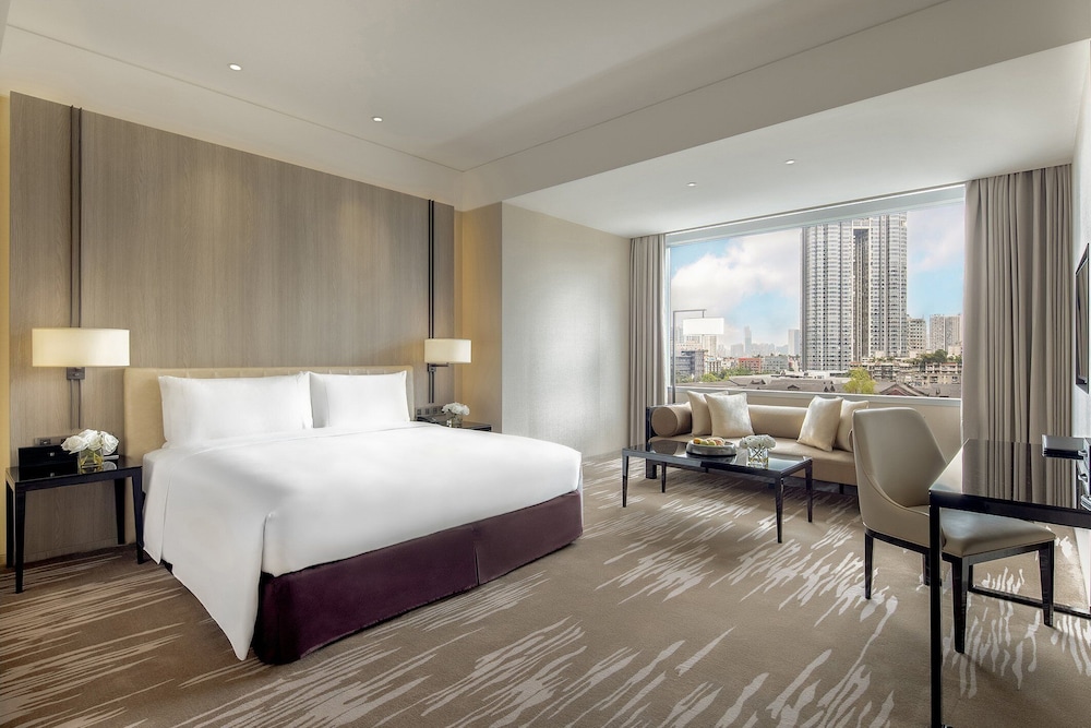 Deluxe Room, 1 Bedroom photo 3