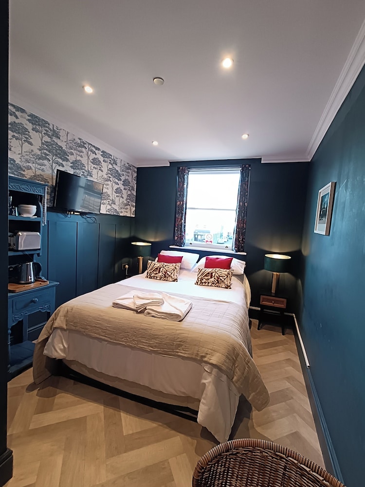 Senior Double Room