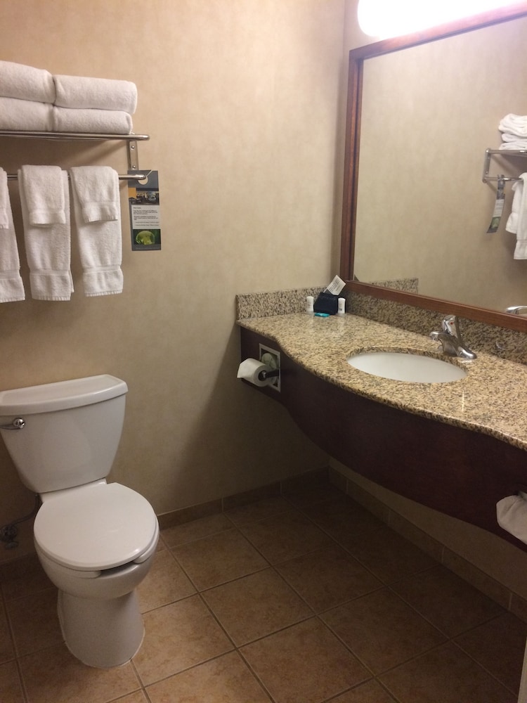 Standard Room, 2 Queen Beds, Non Smoking - Photo 5