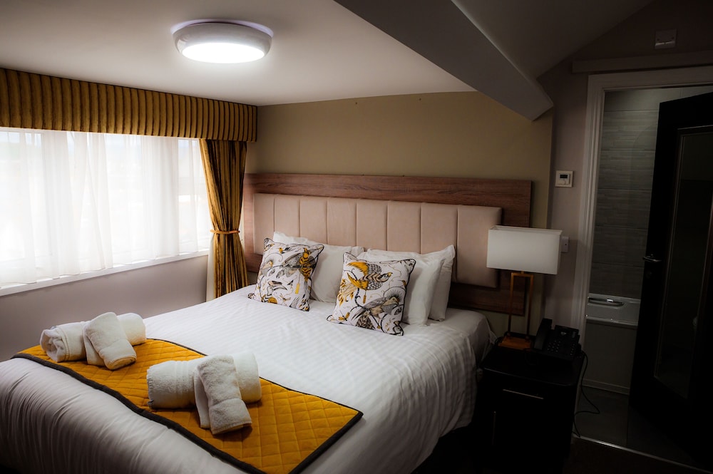 Classic Double Room Single Use, 1 Bedroom, City View, photo 6