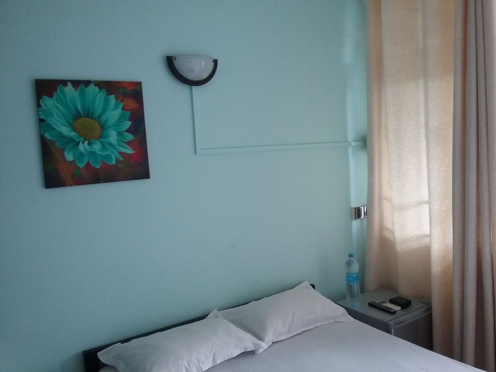 Standard Double Room, 1 Double Bed, Smoking photo 2