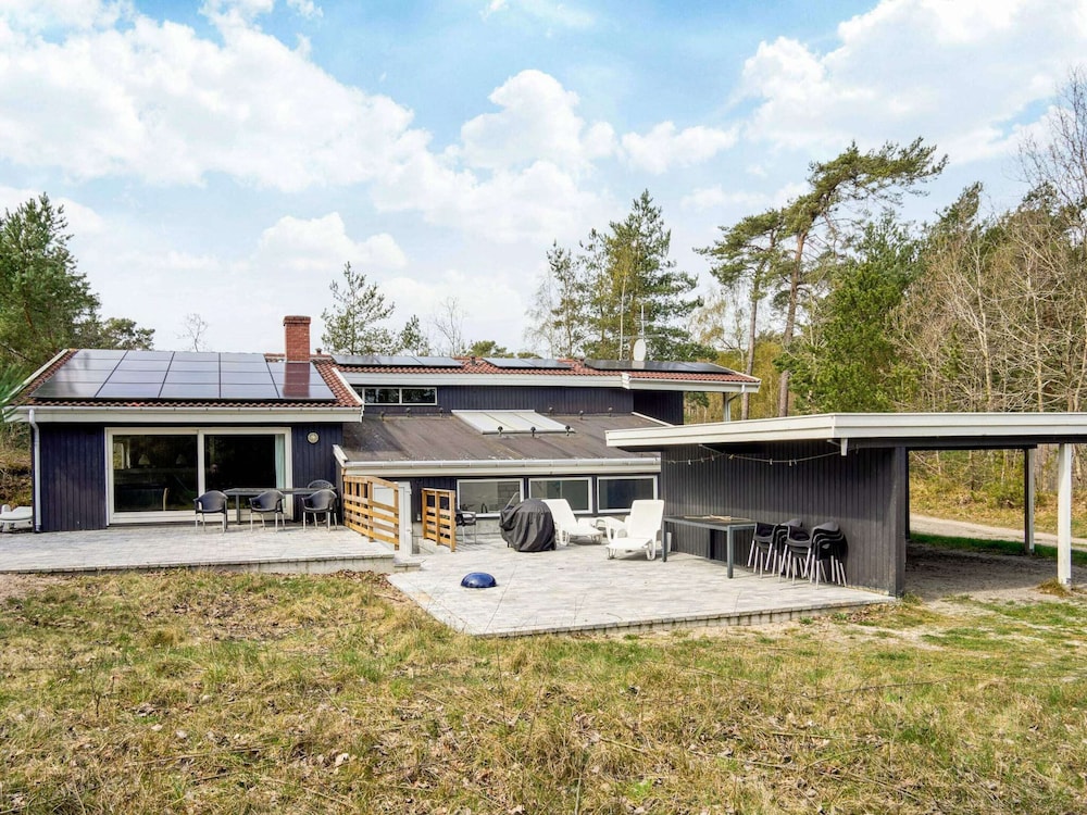 House photo 2