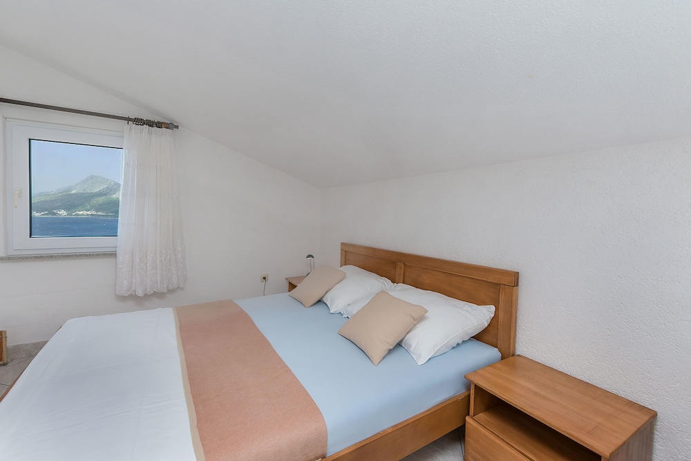 Apartment (A1)