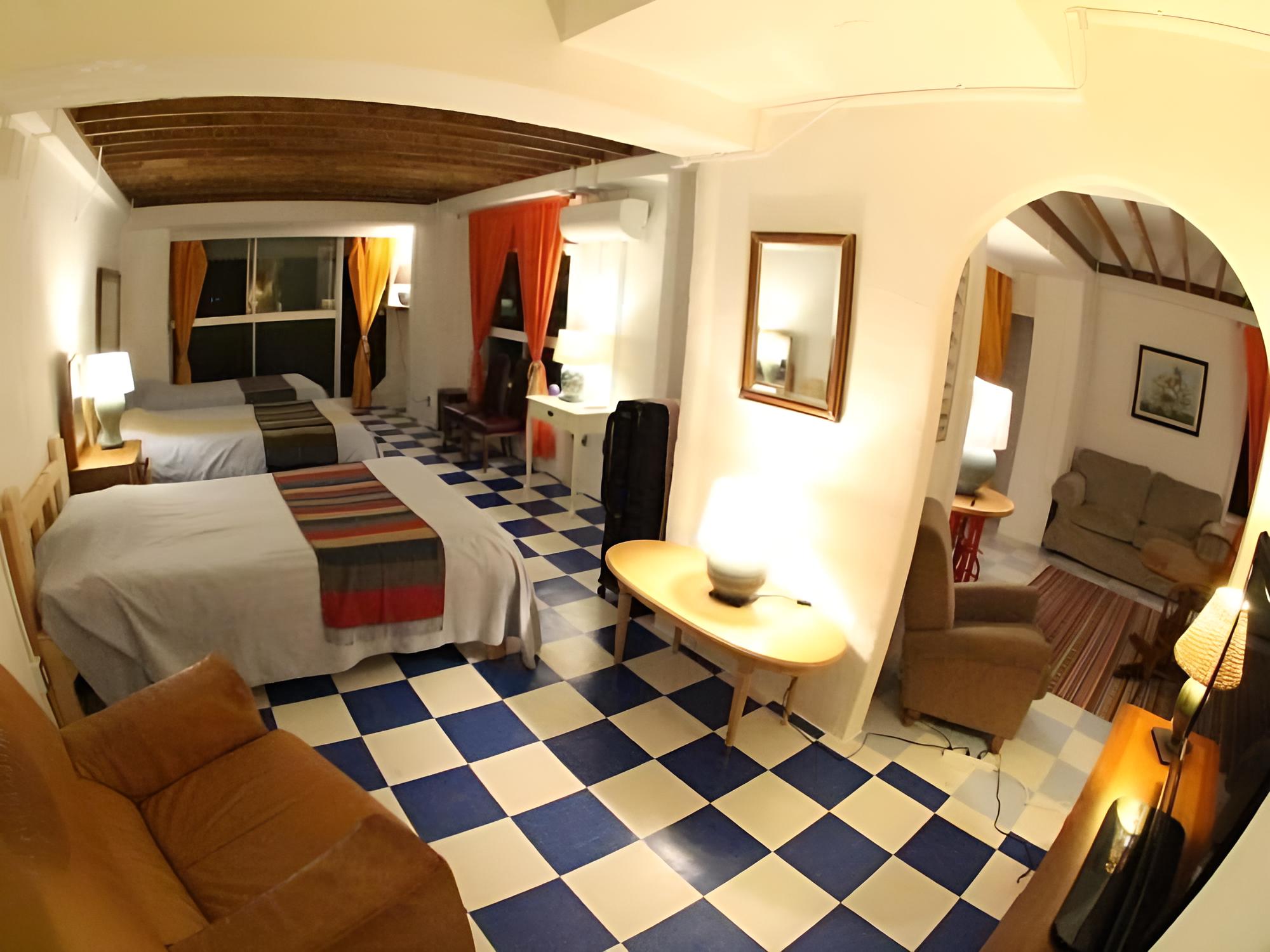 201 Semi Double Room with Bath photo 3