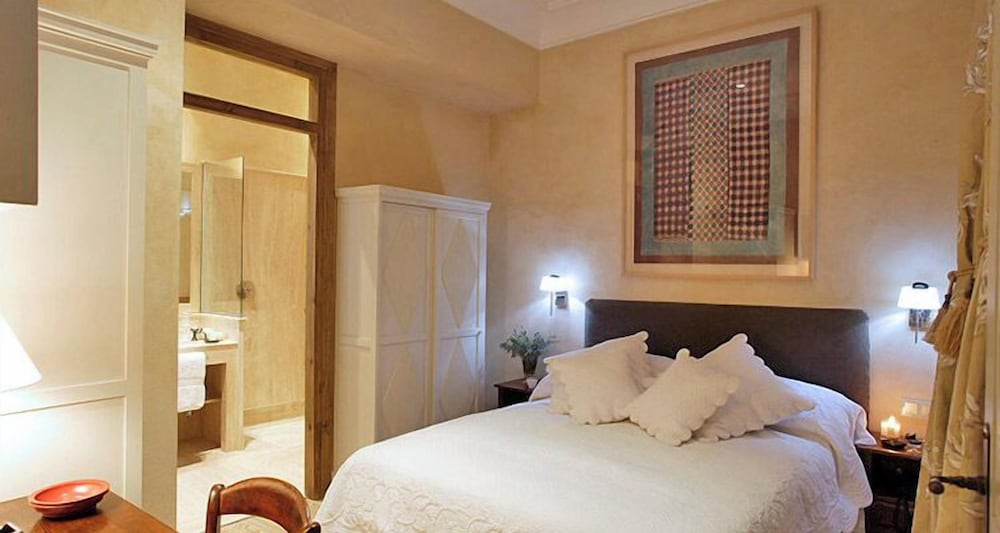 Superior Double Room - Photo 3
