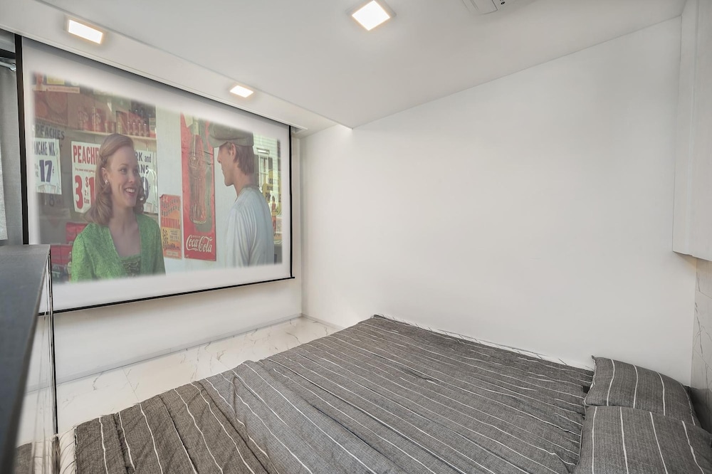 Basic Room, 1 Bedroom (402(Random)) - Photo 6