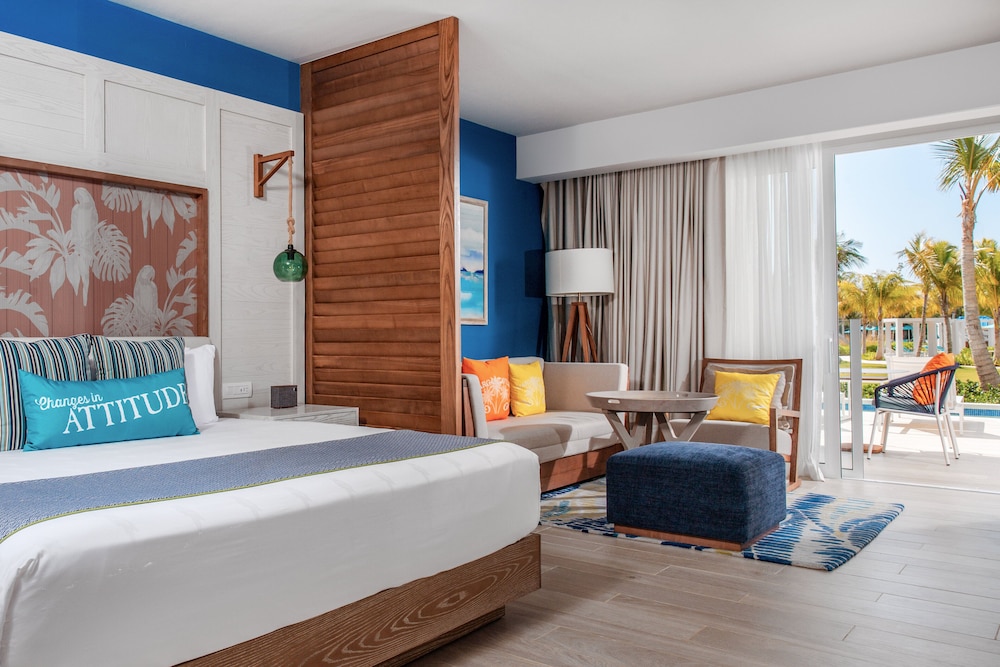 Premium Suite (Swim-up)