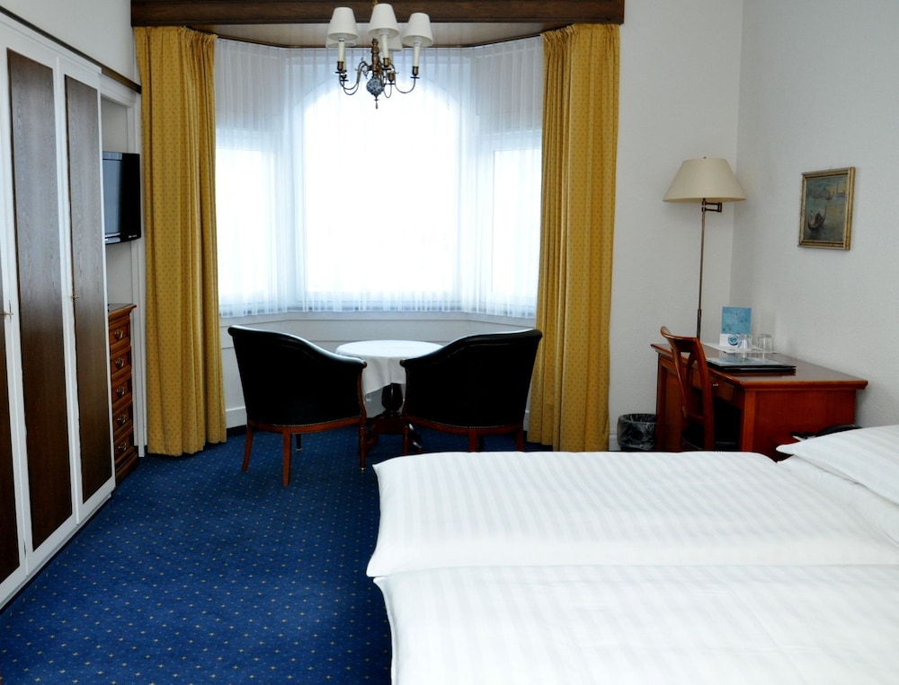 Superior Double Room, Lake View photo 1