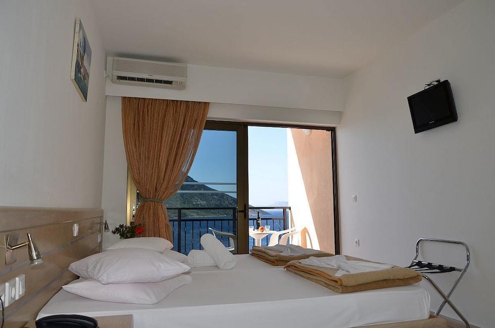 Single Room, Sea View photo 2