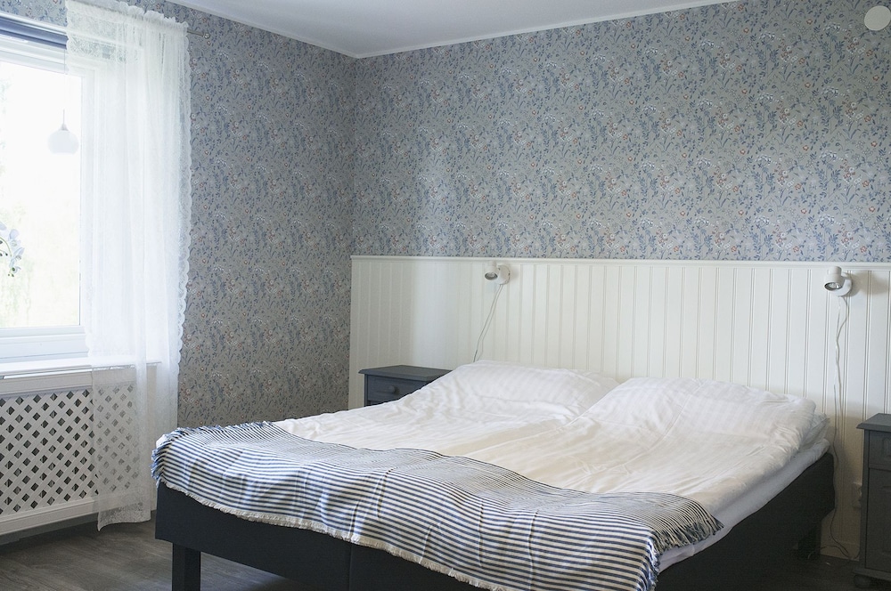 Classic Twin Room, 2 Twin Beds photo 3