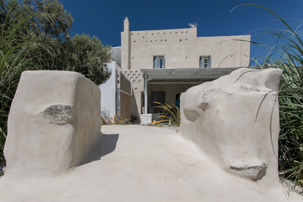 Traditional Villa, 2 Bedrooms, Private Pool, Pool View photo 3