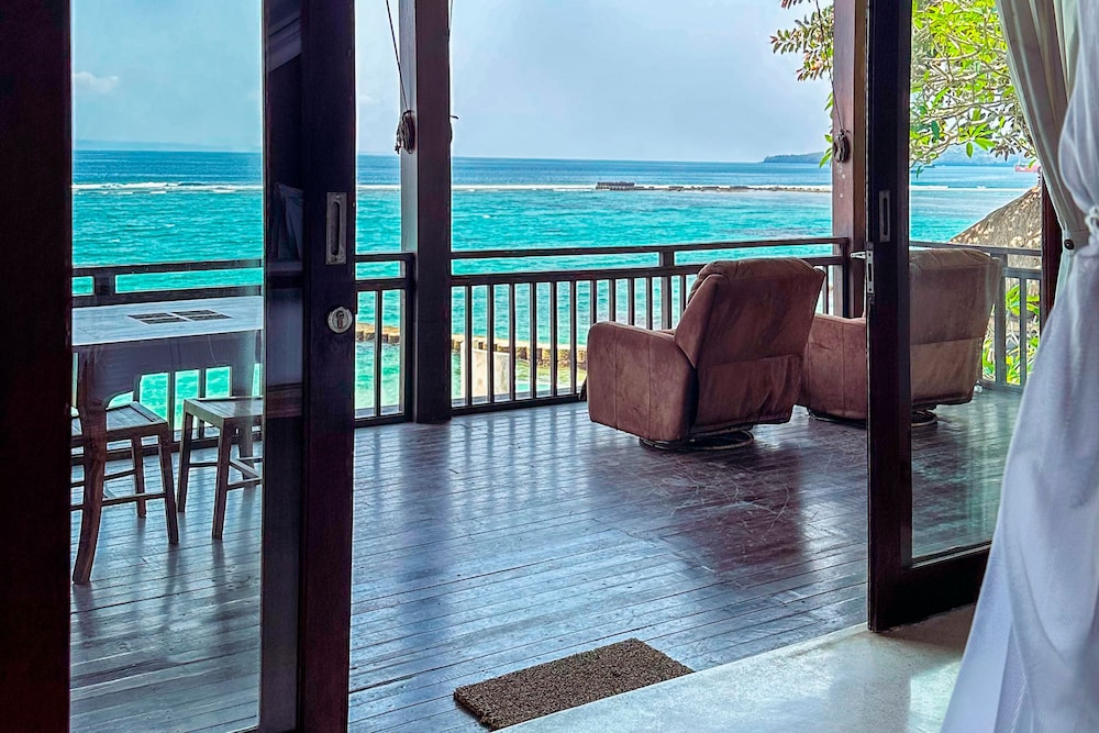 Superior Room, Ocean View, Beachfront - Photo 14