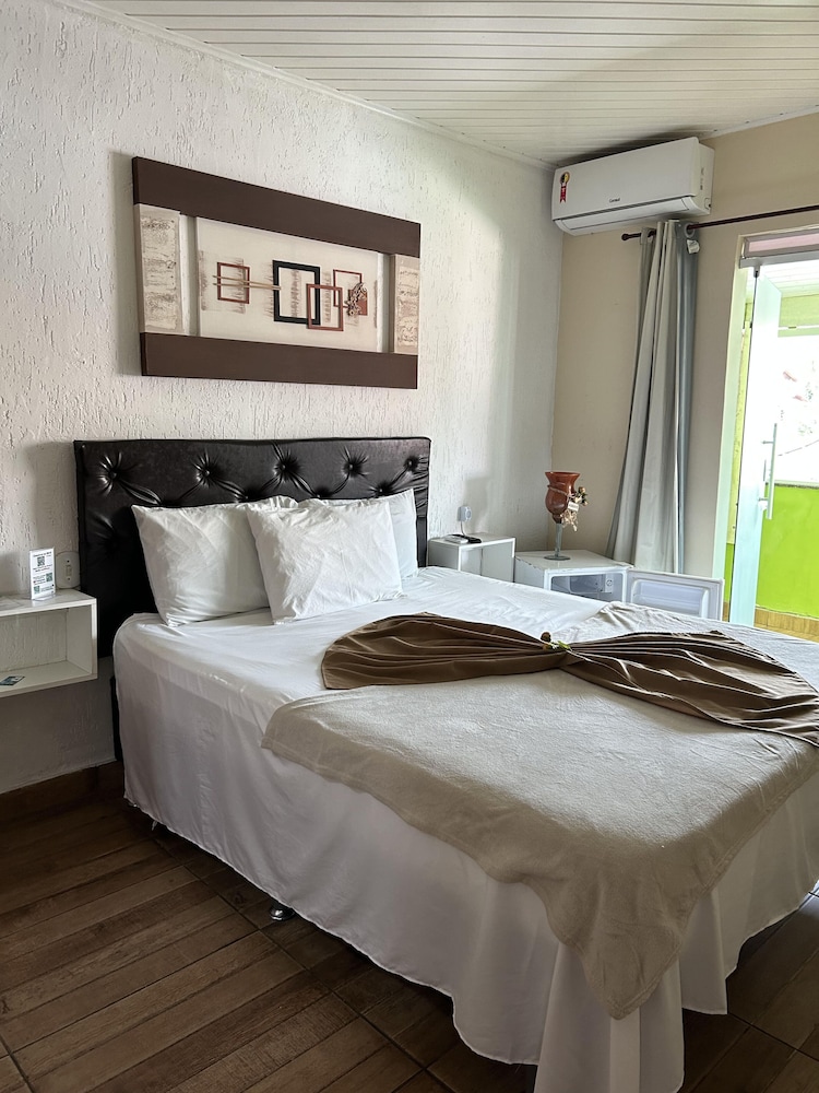 Panoramic Room - Photo 1