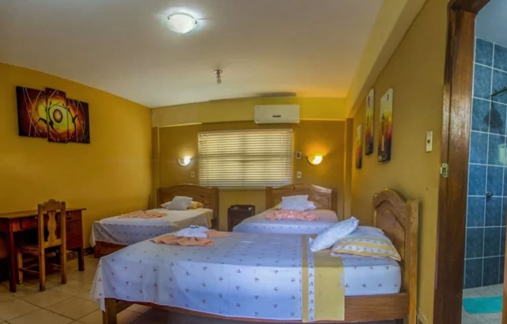 Standard Triple Room, 1 Bedroom, River View, Poolside photo 2