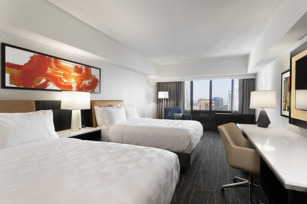 Premium Room, 2 Queen Beds, City View - Photo 3
