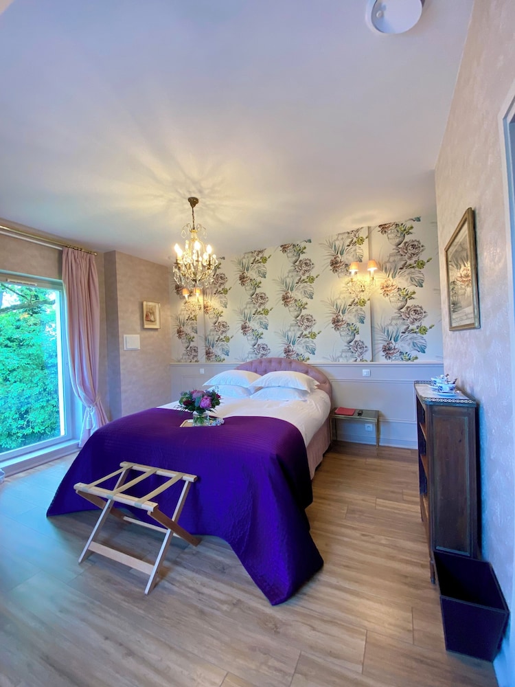 Traditional Double Room ( (in Elisabeth detached house) ) - Photo 6