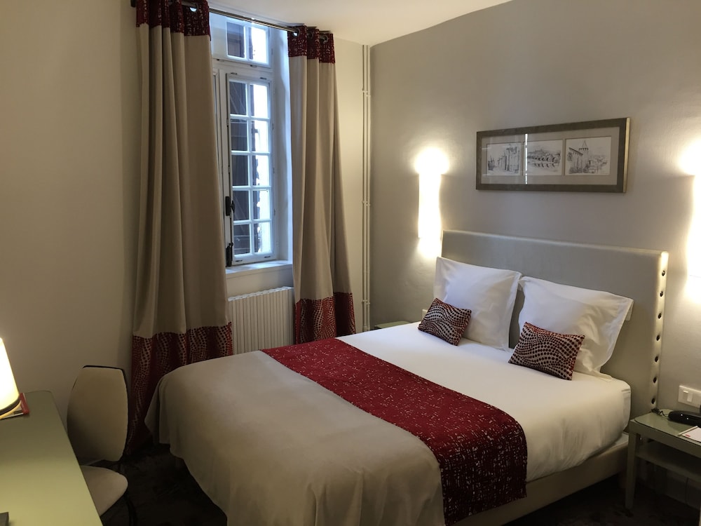 Double Room - Photo 3