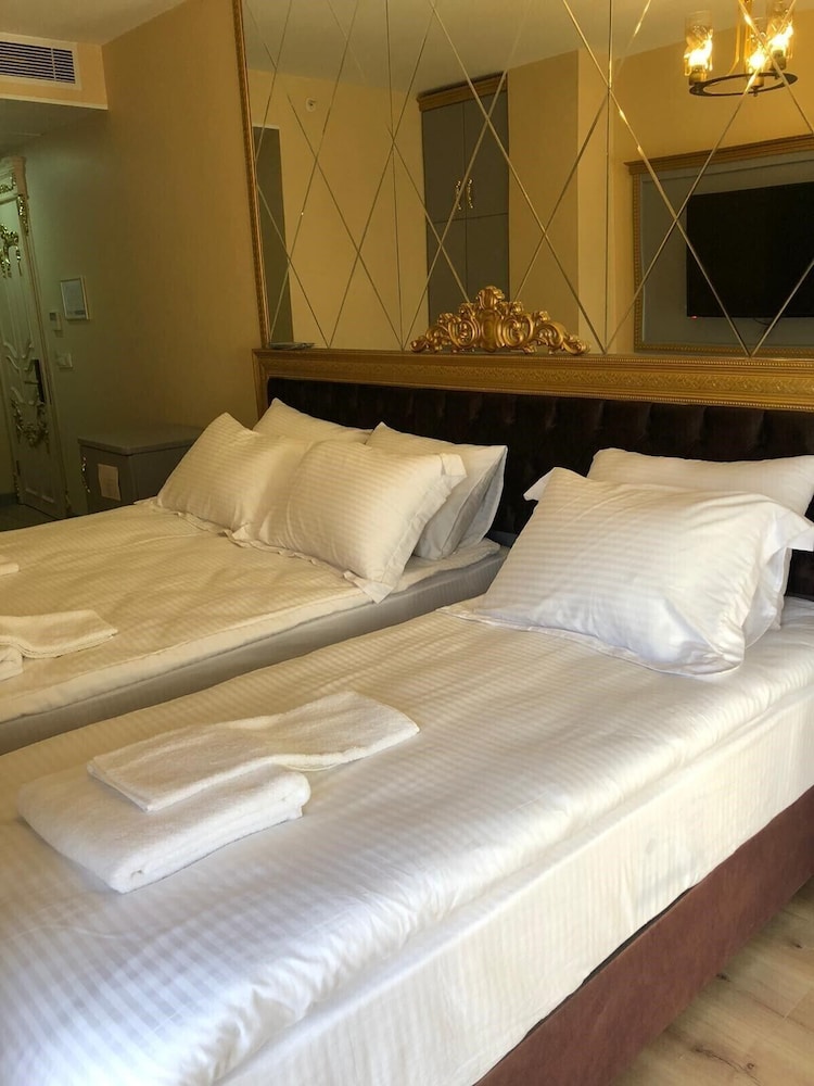 Standard Triple Room photo 2