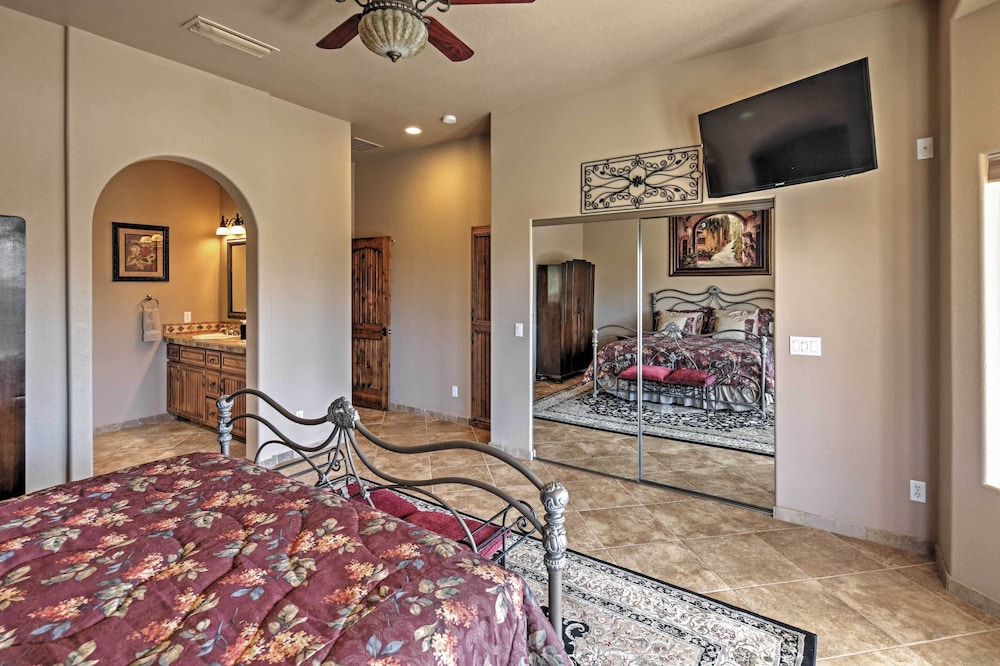 House (4 Bedrooms) photo 1