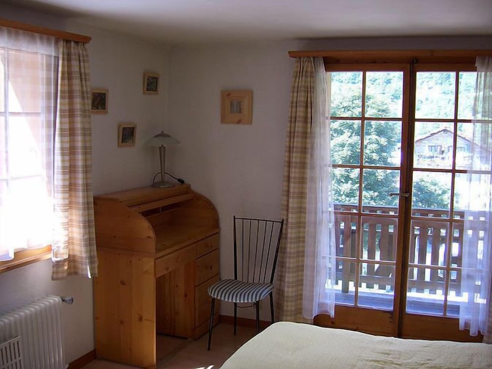 Double Room, Non Smoking, Mountain View photo 3