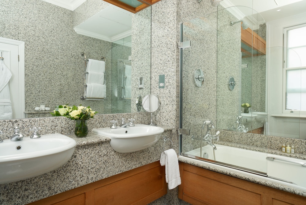 Executive Room photo 3