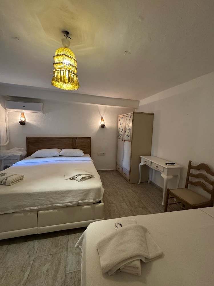 Basic Double or Twin Room