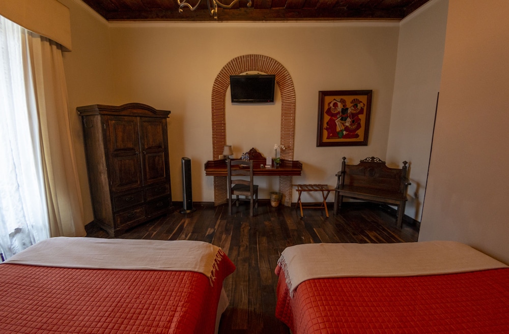 Quadruple Room, 2 Double Beds photo 3
