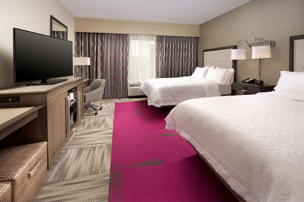 Room, 2 Queen Beds, Non Smoking, Refrigerator & Microwave photo 1
