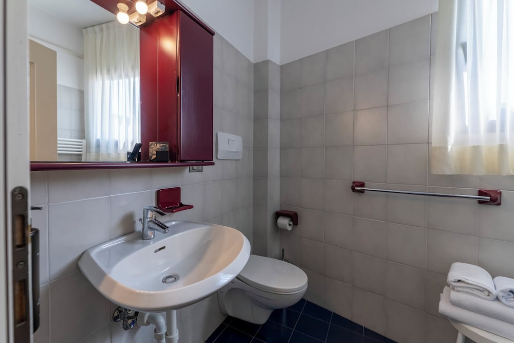 Basic Double Room - Photo 1