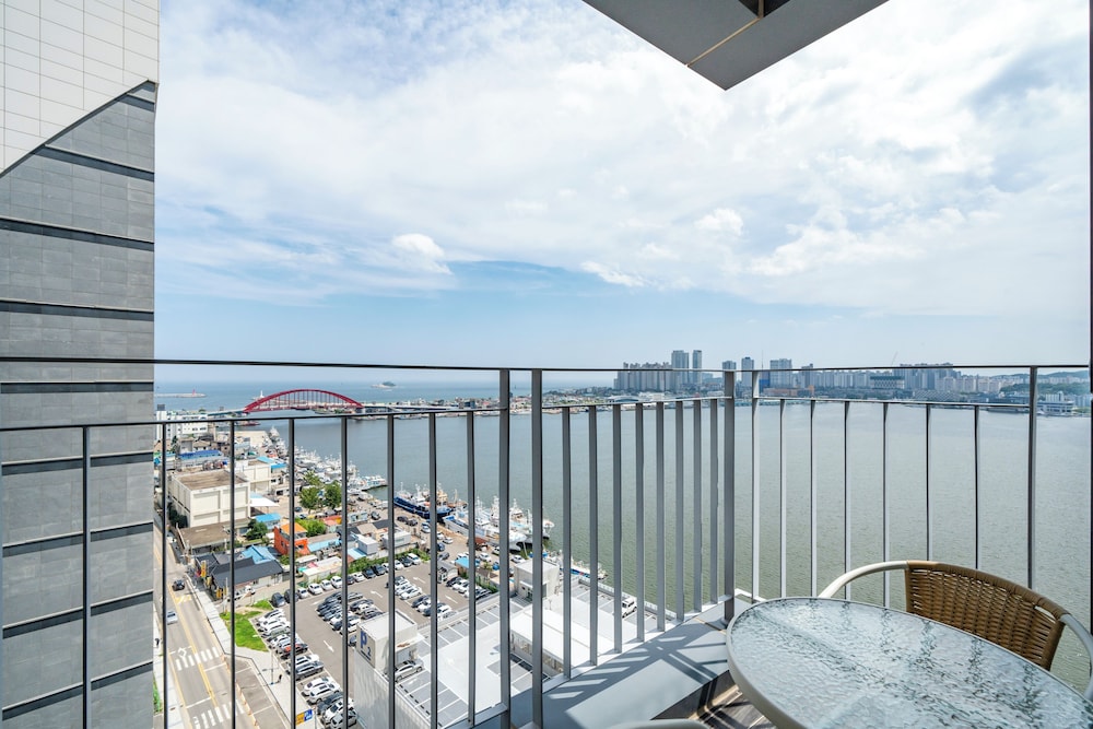Superior Double Room, Lake View - Photo 8