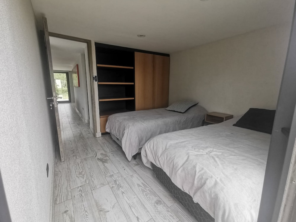 Exclusive Loft, 2 Bedrooms, Mountain View photo 3
