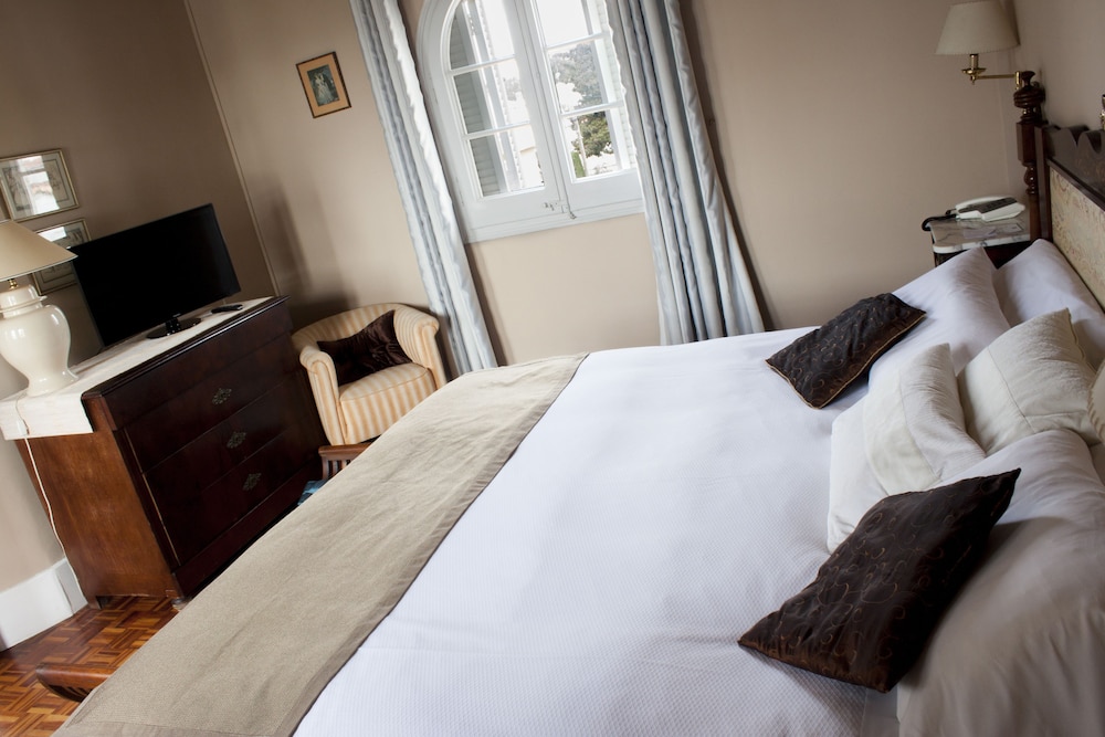 Suite, 1 King Bed, Balcony, Ocean View - Photo 2